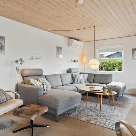 In With Wifi Holiday home