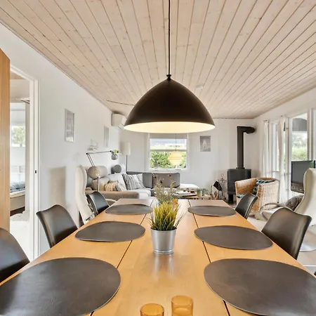 In With Wifi Holiday home